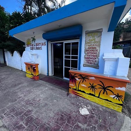 Sunrise Internet Cafe And Hotel Las Terrenas Exterior photo